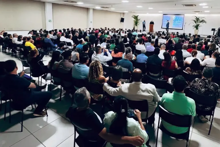 Caldas Novas, GO, recebeu o VI Ciclo de palestras para pastores e esposas da IPRB