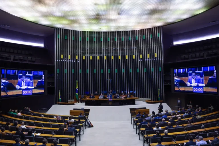 CÂMARA DOS DEPUTADOS PARA TUDO PARA HOMENAGEAR A IPRB EM SESSÃO SOLENE
