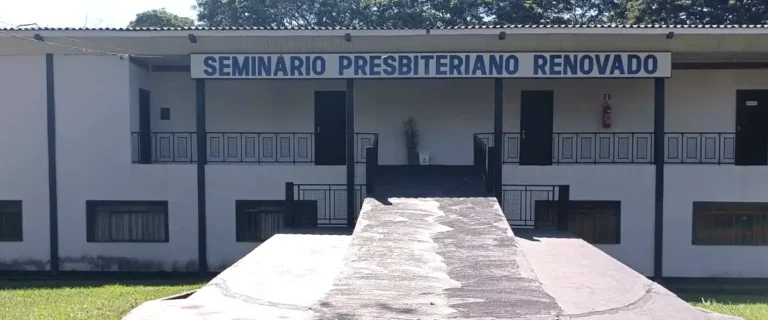 60 Anos Formando Servos para a Glória de Deus